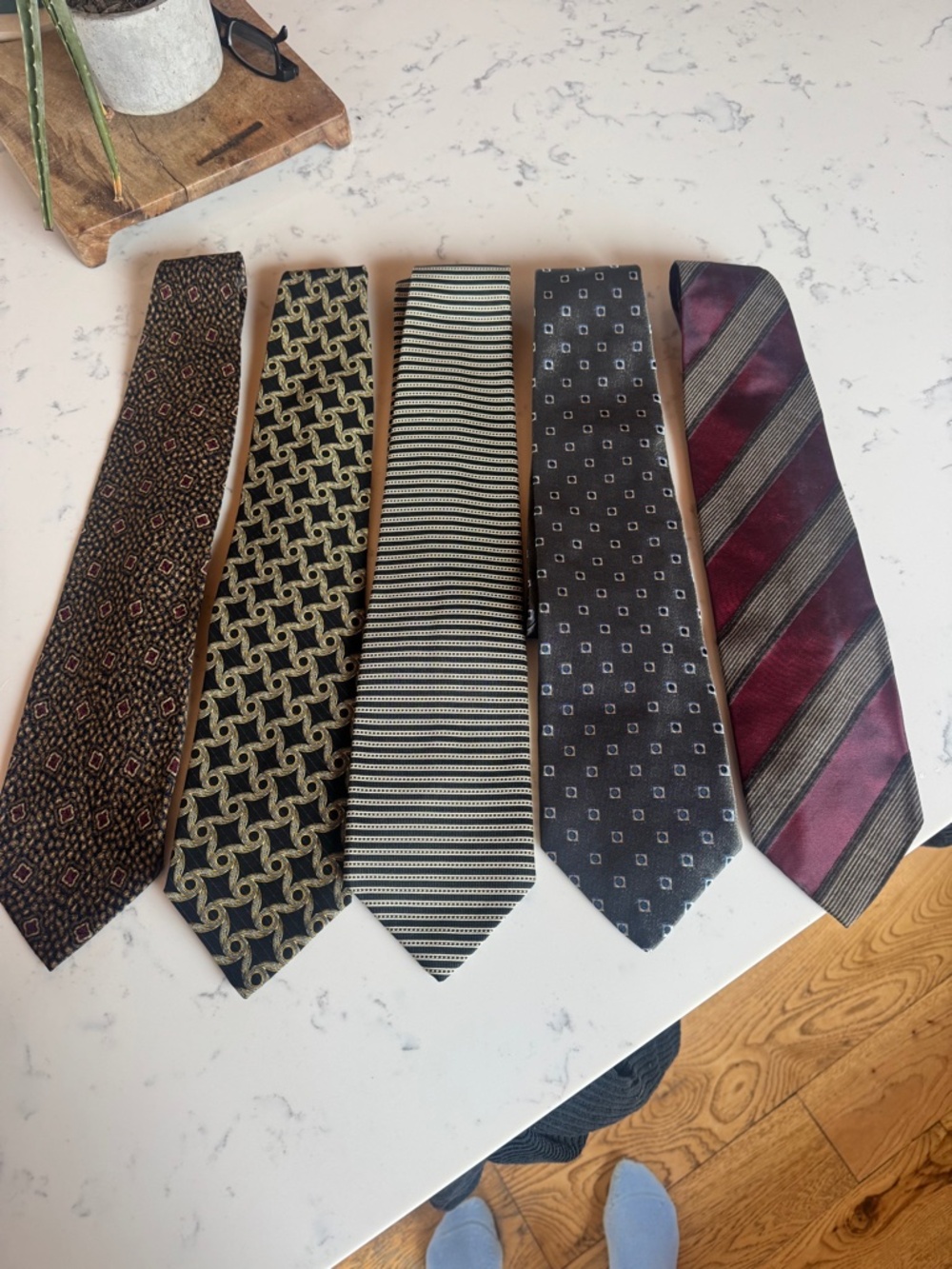 VALENTINO & GIORGIO ARMANI LUXURY MEN'S TIE BUNDLE OF 5 100% SILK